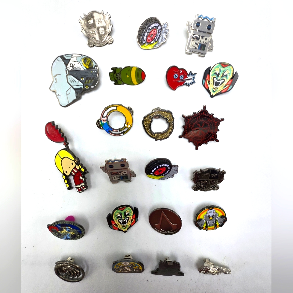 Lot Of 22 Loot Crate Lapel Pins Souvenir Video Games Cartoons Fashion Costume